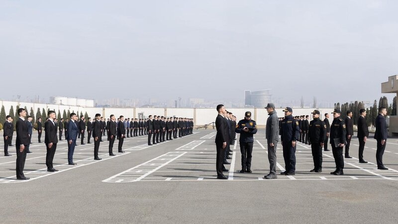Nazir Vilayət Eyvazov sıra baxışı keçirdi -