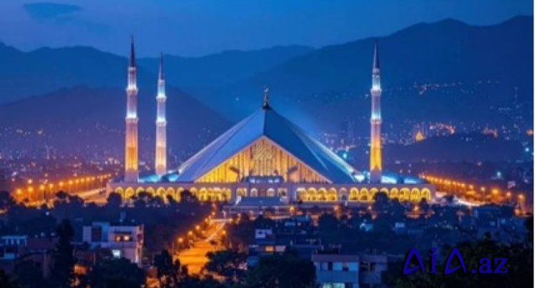 Dörd ölkə bir masa arxasında: Müharibəni dayandırmaq planı