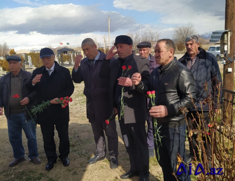 Səttar Möhbalıyev şəhid məzarını ziyarət edib, vətəndaşlarla görüşdü -Fotolar