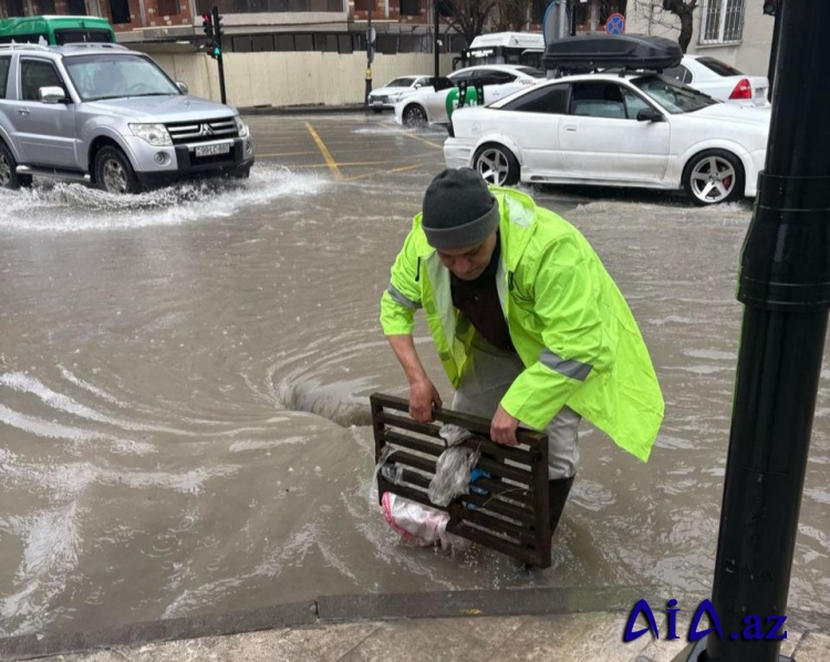 Nərimanov Rayon Mənzil-Kommunal Təsərrüfatı Birliyinin kollektivi 24 saatlıq iş rejimində çalışır
