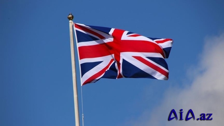 Böyük Britaniya Kiprə hərbi gəmi göndərməyə hazırlaşır