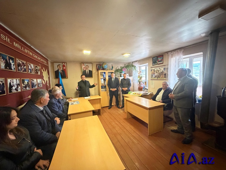 YAP Gədəbəy təşkilatı görüş keçirib