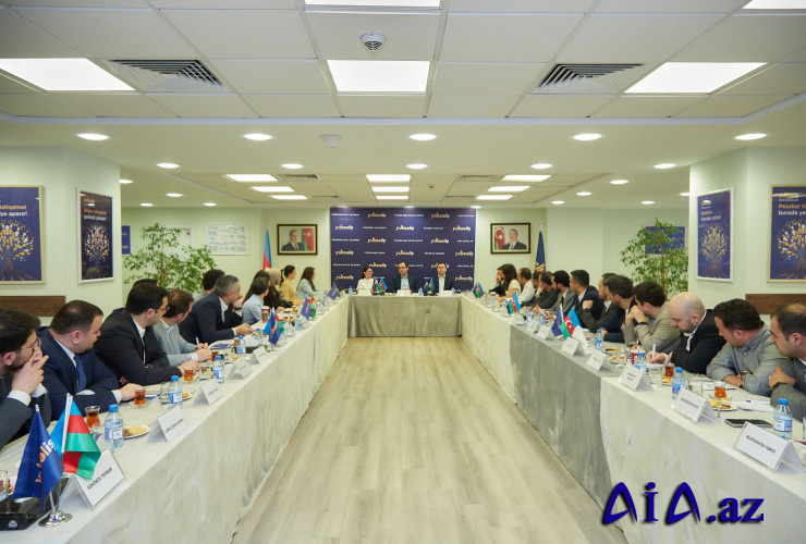 Kənd təsərrüfatı naziri Məcnun Məmmədov “Yüksəliş” müsabiqəsinin qalibləri ilə görüşüb
