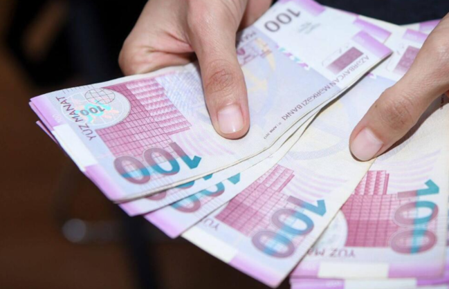 Azərbaycanda bəzi şəxslərə hər ay 1000 manatadək PUL MÜKAFATI veriləcək