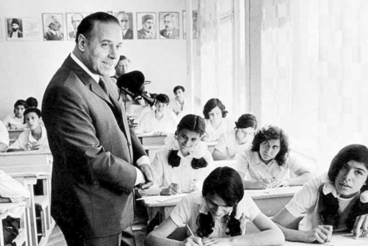Ulu Öndər Heydər Əliyev müstəqil Azərbaycan dövlətinin xilaskarı və memarıdır