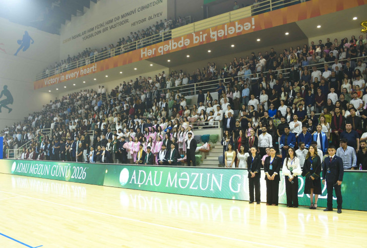 ADAU-da “Məzun günü” təntənə ilə qeyd olunub