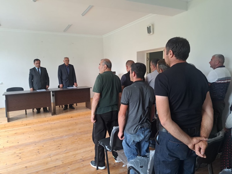 YAP Gədəbəy rayon təşkilatının Şınıx kənd ərazi partiy təşkilatında maarifləndirici görüş keçirildi.