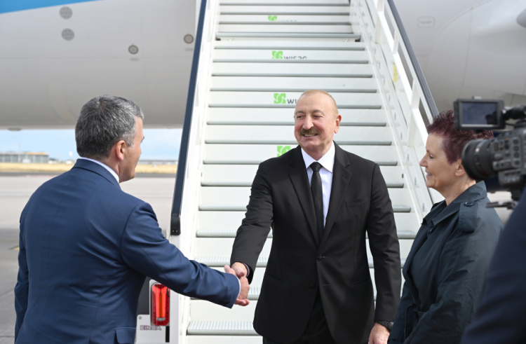 Prezident Almaniyadadır - Fotolar+Yenilənib Prezident Almaniyadadır - Fotolar+Yenilənib