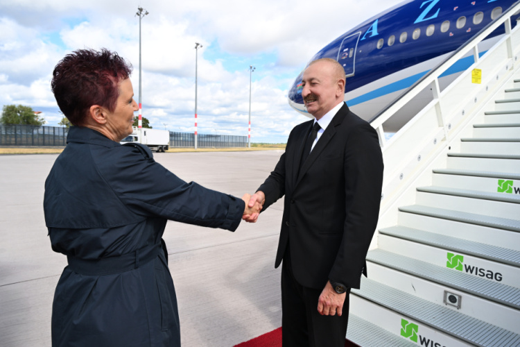 Prezident Almaniyadadır - Fotolar+Yenilənib Prezident Almaniyadadır - Fotolar+Yenilənib