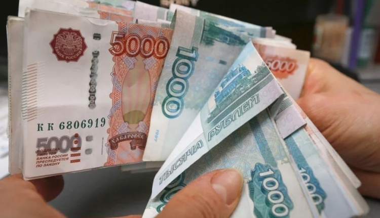 Rusiya şirkətlərinin borc yükü tarixi maksimuma yüksəldi