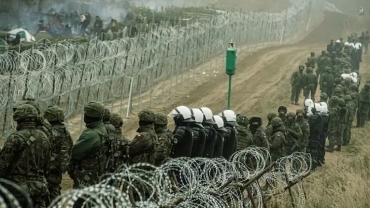 Polşa şərq sərhədlərində yeni hərbi birlik yaradır