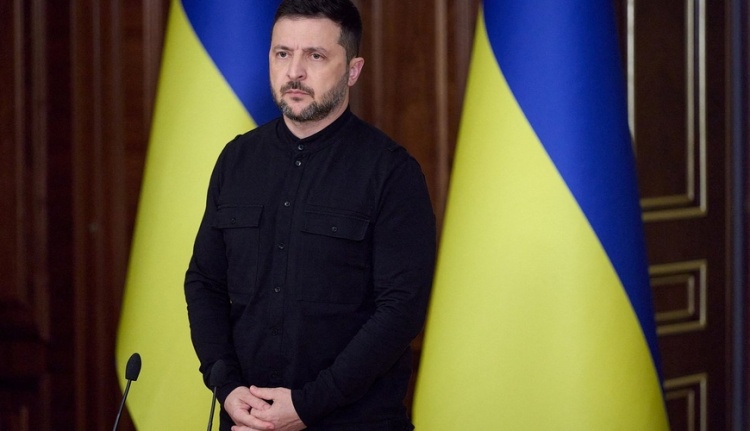 Zelenski: "Putinin əlində qalan yeganə üstünlük ballistik raketlərdir"