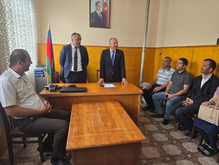 Ərazi partiya təşkilatlarlnda yığıncaqlar davam edir
