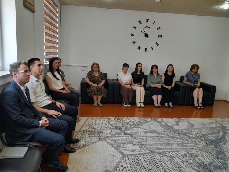 YAP Qusar rayon təşkilatının “Heydər Əliyev prospekti 172" (Təhsil işçiləri) ünvanında yerləşən ərazi partiya təşkilatında hesabat-seçki yığıncağı keçirilib