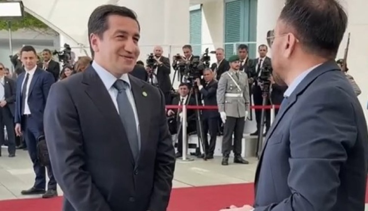 "90 saniyəlik dialoq hər şeyi ortaya çıxardı"