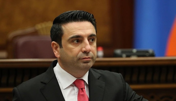 Simonyandan sensasion bəyanat: "Erməni xalqı 2020-ci ildəki mövqeyinə görə Rusiyadan incikdir"