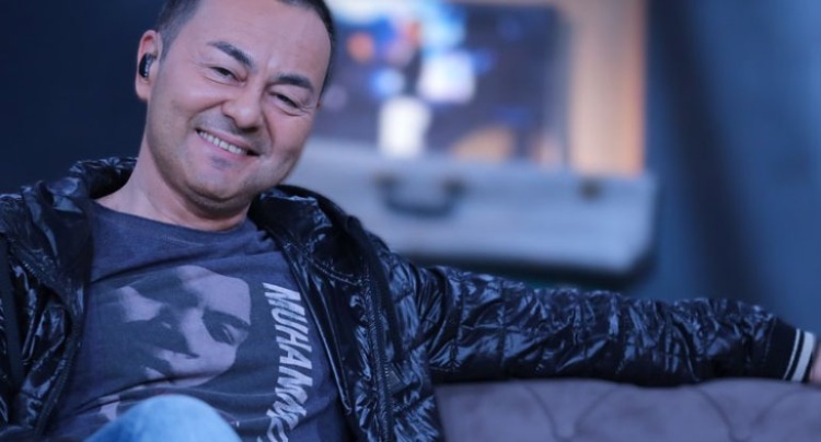 Serdar Ortaçdan evlilik ETİRAFI: "Bu qərarı vermək üçün dəli olmaq lazımdır"