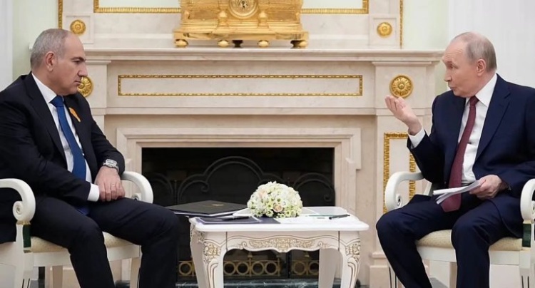 Paşinyan-Putin görüşü gündəmdə: İrəvandan Moskvaya hansı mesaj gedir?