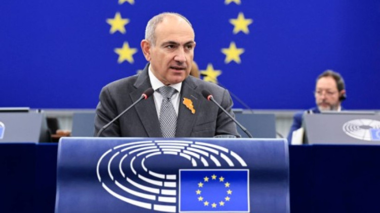 Ermənistanın Aİ arzusu: Brüssel İrəvana niyə “yaşıl işıq” yandıra bilər?