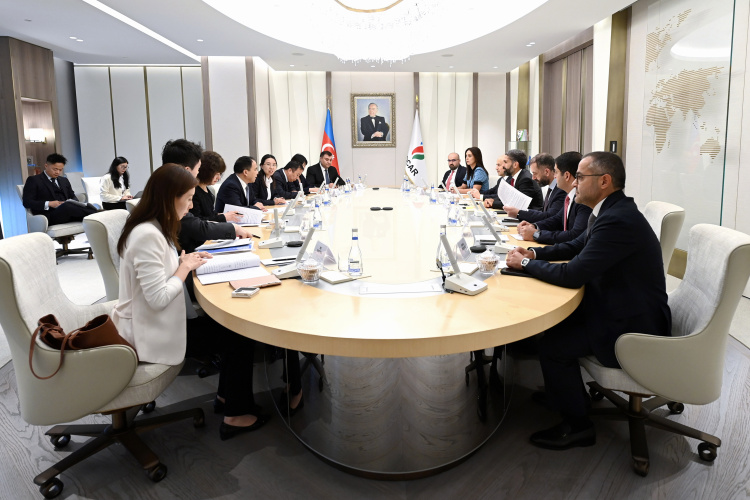 SOCAR-ın prezidenti “CC7”nin İdarə Heyətinin sədri ilə görüşüb