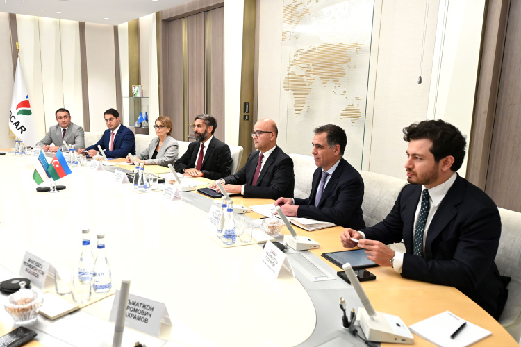 SOCAR-ın prezidenti Özbəkistanın investisiya, sənaye və ticarət naziri və energetika naziri ilə görüşüb