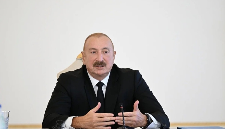 Prezidentin mesajlarının arxasındakı böyük xətt