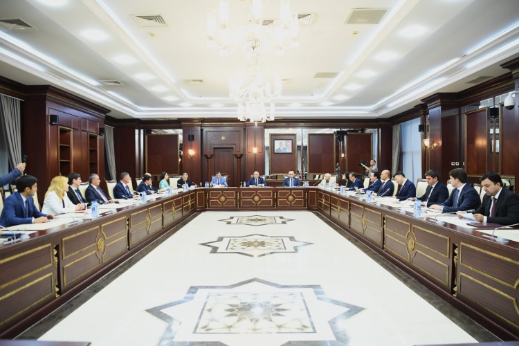 Müdafiə, təhlükəsizlik və korrupsiya ilə mübarizə komitəsinin payız sessiyasında ilk iclası keçirilib