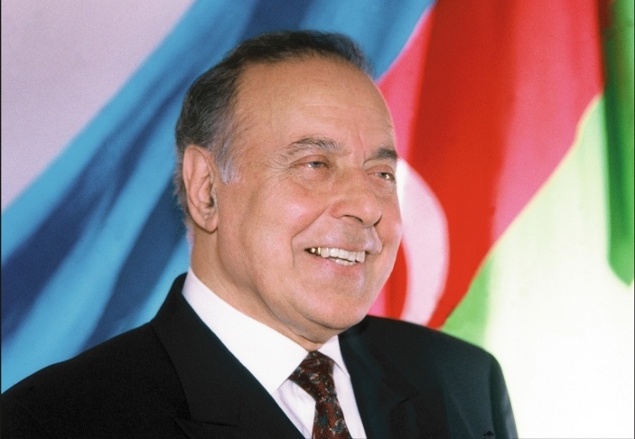 Pənah Babayev: Heydər Əliyevin siyasi kursu - dövlətçilik, sabitlik və inkişaf