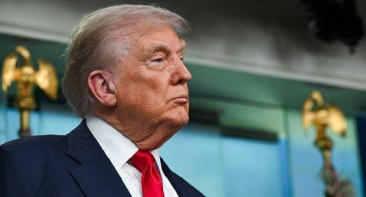 Tramp məşhur qəzetin bağlanmasını istədi: “Amerika üçün əla gün olacaq”