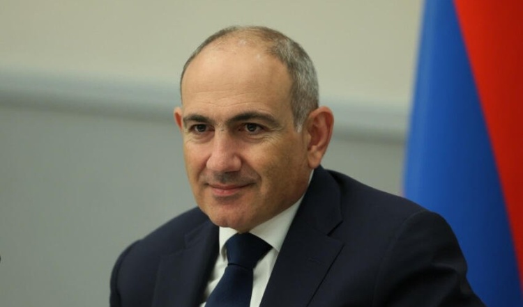 Paşinyanın Putinlə görüşü sual altında: Moskva İrəvana hələ razılıq verməyib