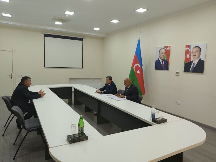 Milli Məclisin deputatı Bədəl Bədəlov seçicilərlə görüşüb