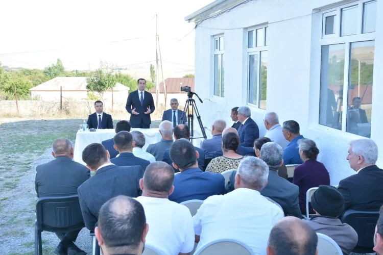 Şamaxının Abadlığında, İnsanların Rifahında və Dövlətə Xidmətdə Öz Dəst-xətti Olan Rəhbər – Tahir Məmmədov