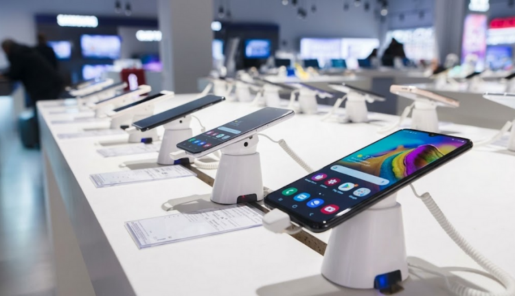 “Samsung” telefonlarına qəfil zam: Bəzi modellər bir gecədə yüzlərlə manat bahalaşdı