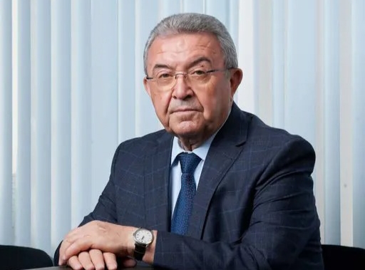 Bir ömrün şərəfi və ya insanlıqdan ziyalılığa, ziyalılıqdan dövlət xidmətinə gedən yol