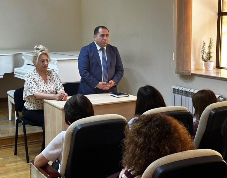 YAP Nərimanov rayon təşkilatının Ərazi Partiya Təşkilatlarında VIII Qurultayın mesajlarının ictimaiyyətə çatdırılması məsələləri müzakirə olunub